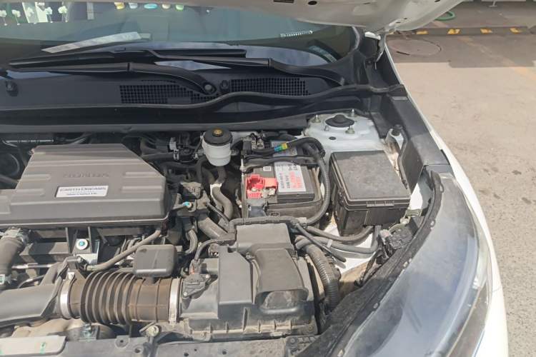 Used Honda CR-V 2018 240TURBO CVT 2WD Comfort Version Engine Bay Left