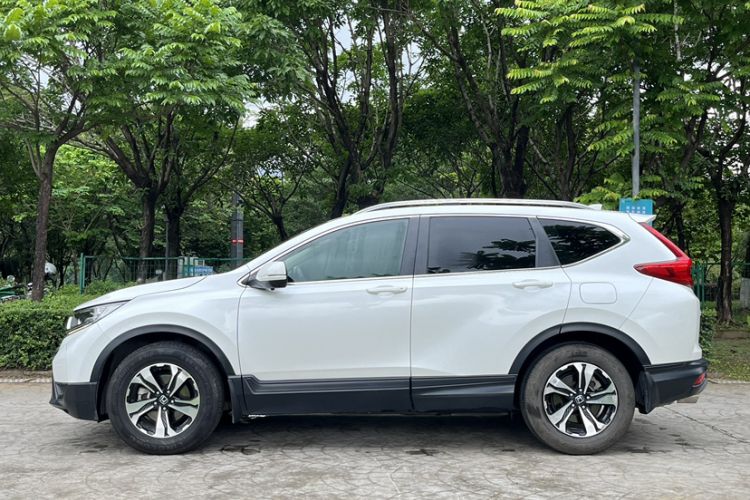 Used Honda CR-V 2018 240TURBO CVT 2WD Comfort Version Exterior 4