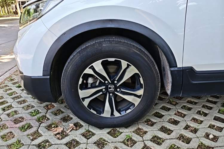 Used Honda CR-V 2018 240TURBO CVT 2WD Comfort Version Exterior 4