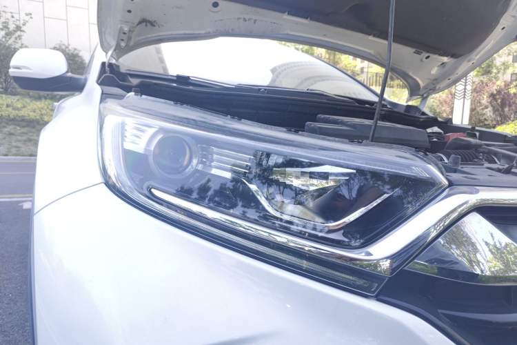 Used Honda CR-V 2018 240TURBO Manual Two-Wheel Drive Classic Edition Exterior 6