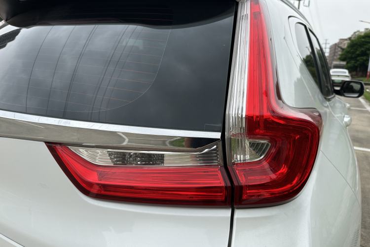 Used Honda CR-V 2018 240TURBO CVT 2WD Comfort Version Exterior 7