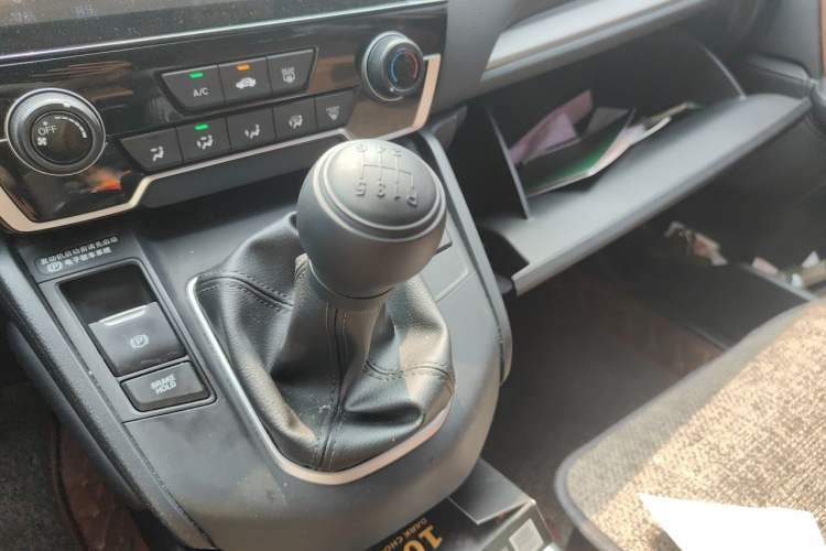 Used Honda CR-V 2018 240TURBO Manual Two-Wheel Drive Classic Edition Gear Lever