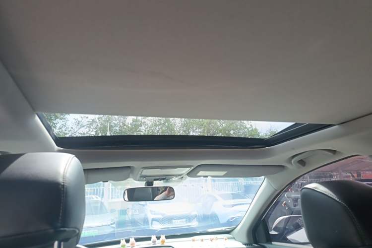 Used Honda CR-V 2018 240TURBO CVT 2WD Comfort Version Headliner
