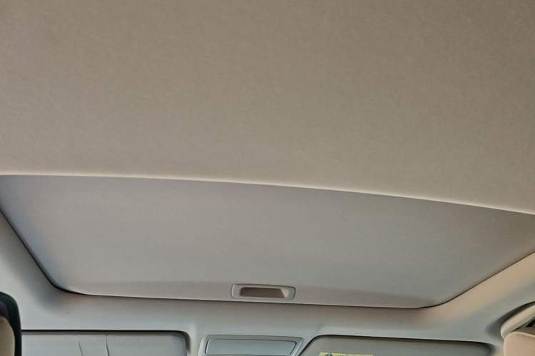Used Honda CR-V 2018 240TURBO CVT 2WD Comfort Version Headliner