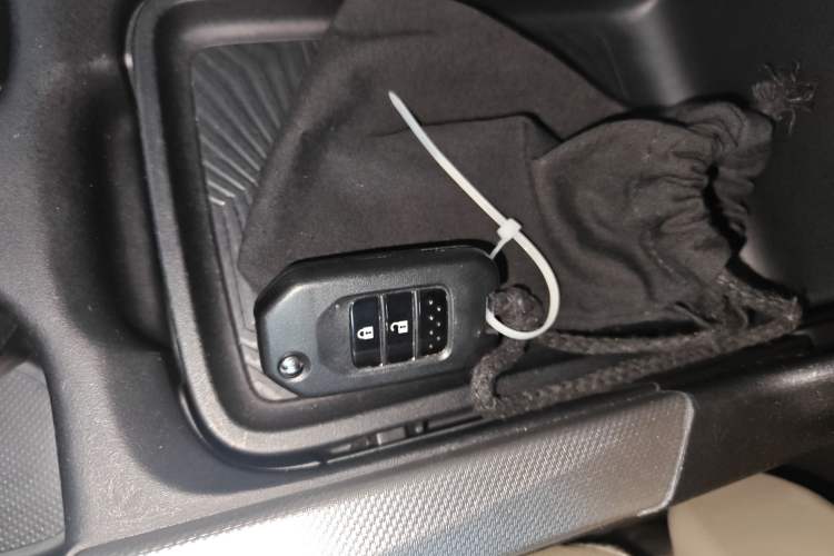 Used Honda CR-V 2018 240TURBO CVT 2WD Comfort Version Interior 1