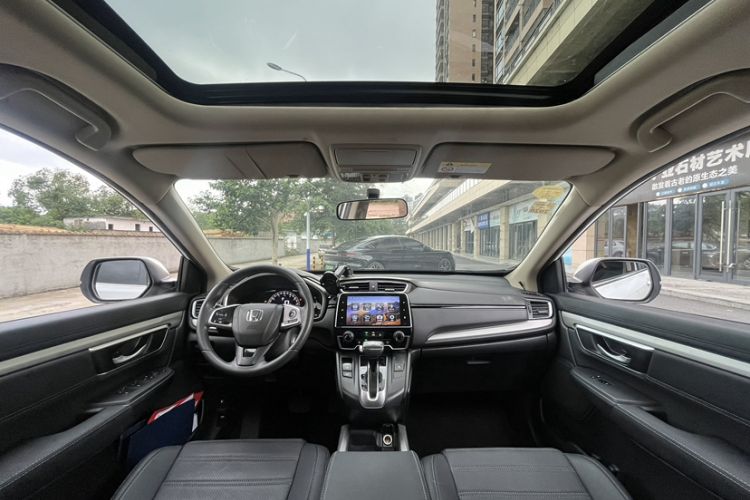 Used Honda CR-V 2018 240TURBO CVT 2WD Comfort Version Interior 1