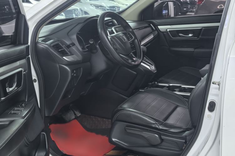 Used Honda CR-V 2018 240TURBO CVT 2WD Comfort Version Interior 2