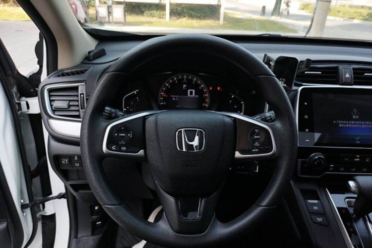 Used Honda CR-V 2018 240TURBO CVT 2WD Comfort Version Interior 2