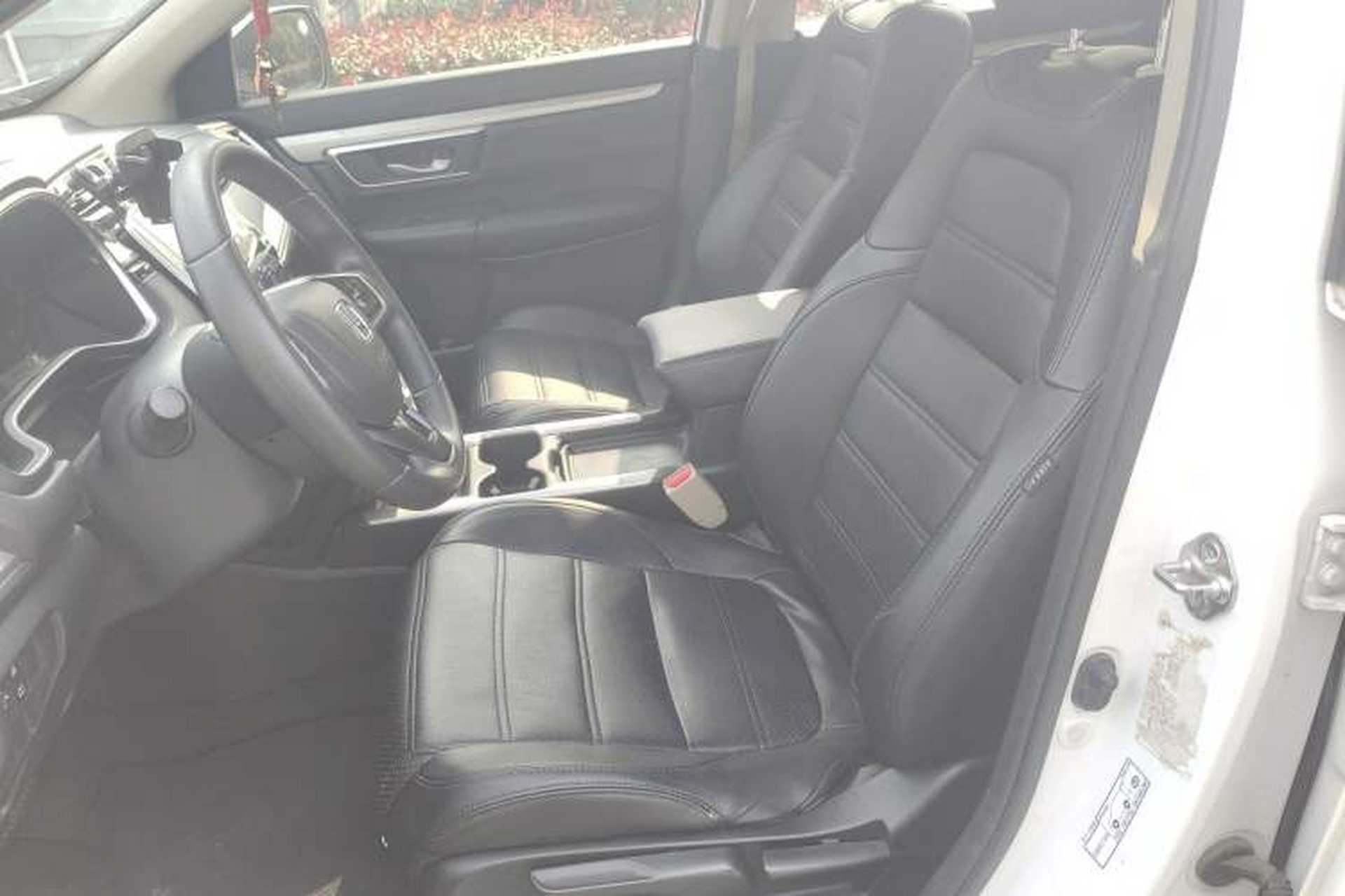 Used Honda CR-V 2018 240TURBO CVT 2WD Comfort Version Left Front Seat