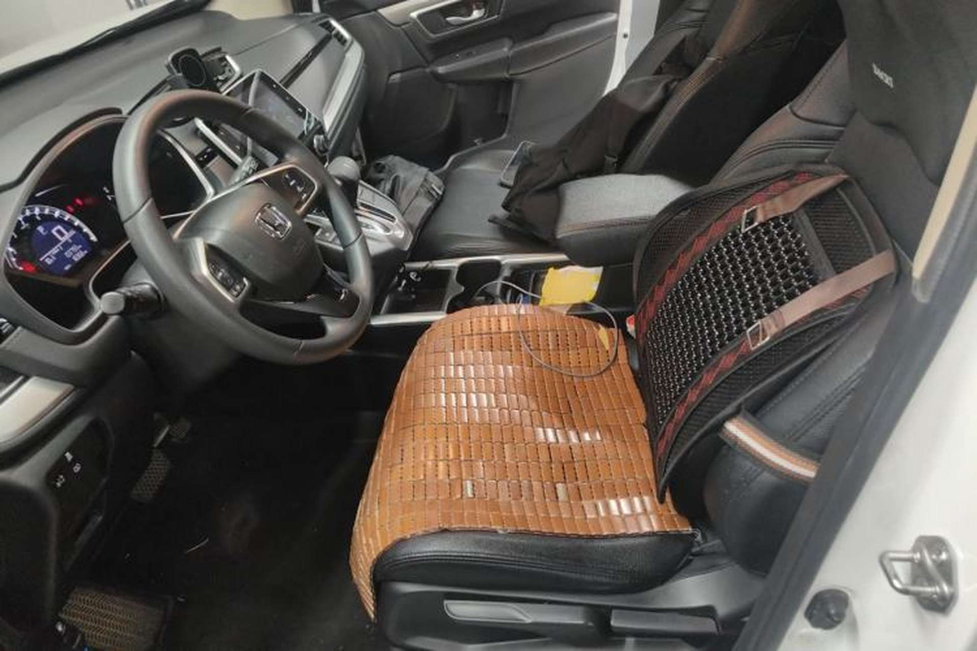 Used Honda CR-V 2018 240TURBO CVT 2WD Comfort Version Left Front Seat