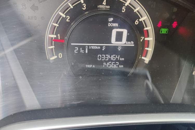 Used Honda CR-V 2018 240TURBO Manual Two-Wheel Drive Classic Edition Odometer Close Up