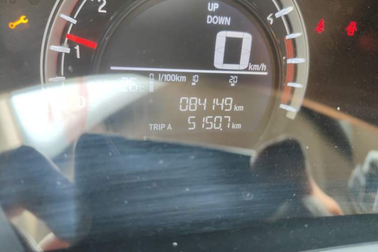 Used Honda CR-V 2018 240TURBO Manual Two-Wheel Drive Classic Edition Odometer Close Up