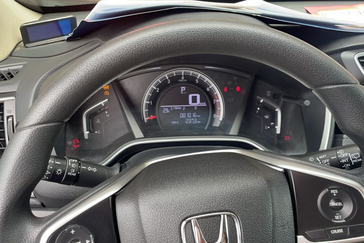 Used Honda CR-V 2018 240TURBO CVT 2WD Comfort Version Odometer Close Up