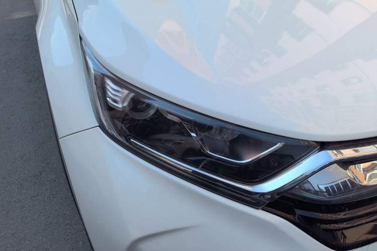 Used Honda CR-V 2018 240TURBO CVT 2WD Comfort Version Right Front Headlight