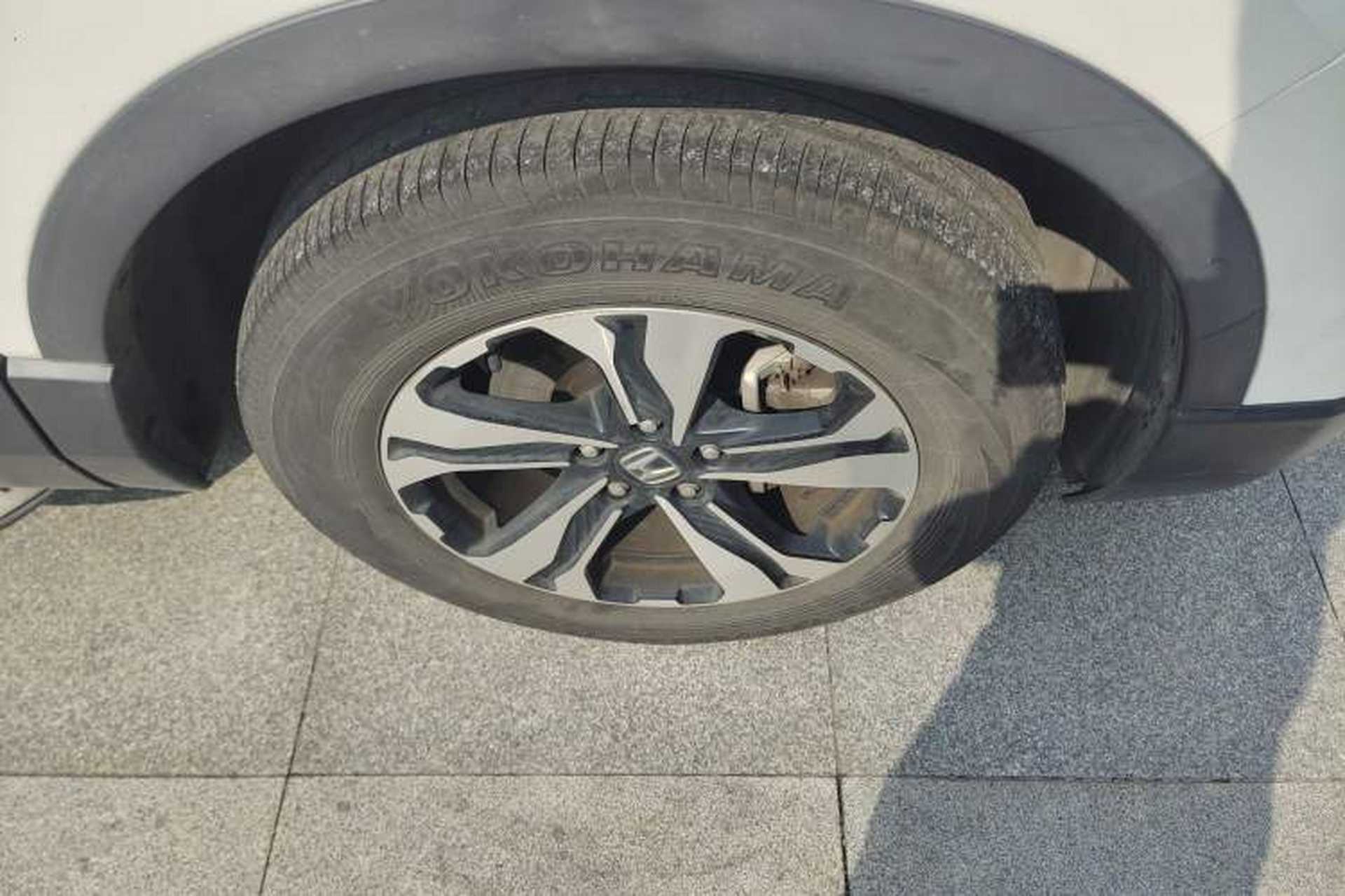 Used Honda CR-V 2018 240TURBO CVT 2WD Comfort Version Right Front Wheel Hub