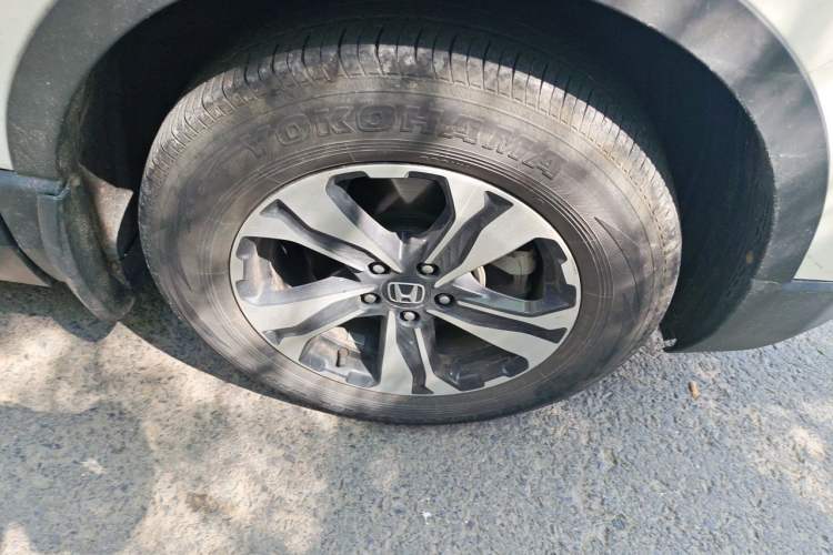 Used Honda CR-V 2018 240TURBO CVT 2WD Comfort Version Right Front Wheel Hub