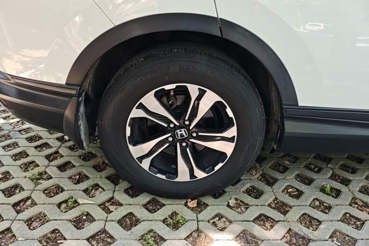 Used Honda CR-V 2018 240TURBO CVT 2WD Comfort Version Right Rear Wheel Hub