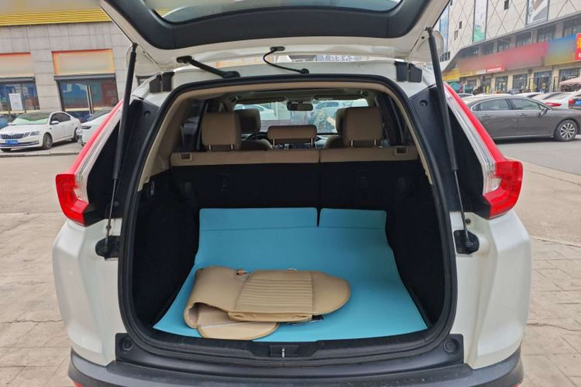 Used Honda CR-V 2018 240TURBO CVT 2WD Comfort Version Trunk