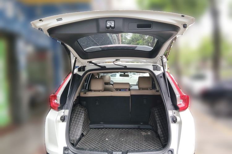 Used Honda CR-V 2018 240TURBO CVT 2WD Comfort Version Trunk