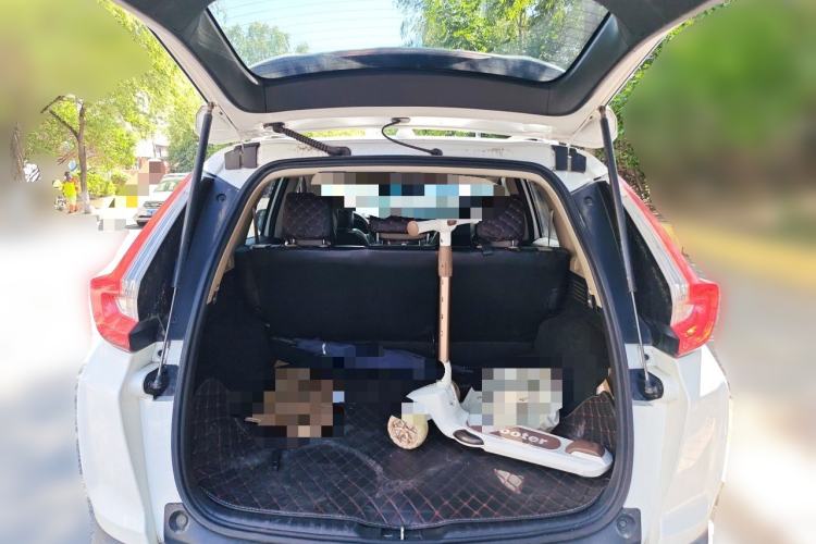 Used Honda CR-V 2018 240TURBO CVT 2WD Comfort Version Trunk