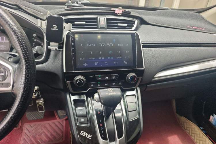 Used Honda CR-V 2019 Brilliant Edition 240TURBO CVT 2WD Comfort Version China VI Emission Standard Audio And AC Panel
