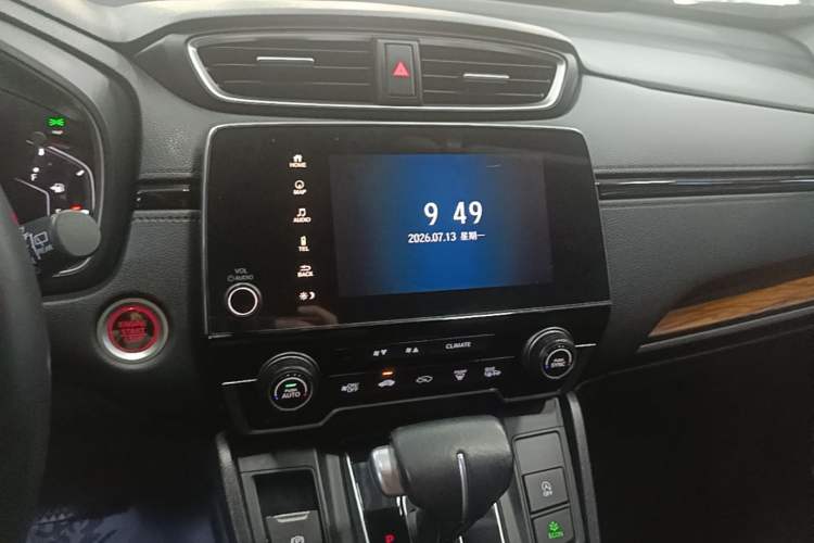 Used Honda CR-V 2019 Brilliant Edition Plus 240TURBO CVT Two-Wheel Drive Fashion Version China VI Emission Standard Audio And AC Panel
