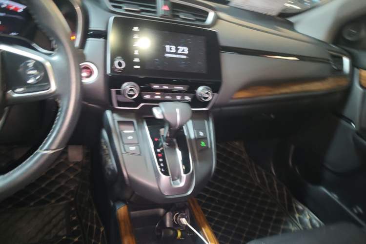 Used Honda CR-V 2019 240TURBO CVT 2WD Fashion Edition China VI Audio And AC Panel