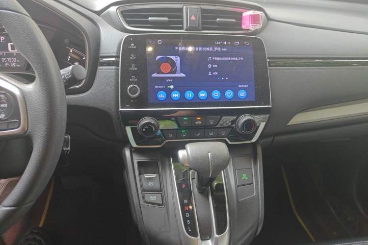 Used Honda CR-V 2019 Brilliant Edition 240TURBO CVT 2WD Comfort Version China VI Emission Standard Audio And AC Panel