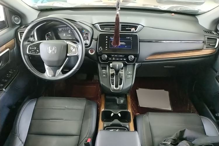 Used Honda CR-V 2019 240TURBO CVT 2WD Fashion Edition China V Center Console