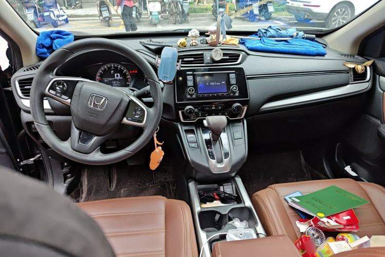 Used Honda CR-V 2019 240TURBO CVT 2WD Comfort Version China VI Emission Standard Center Console