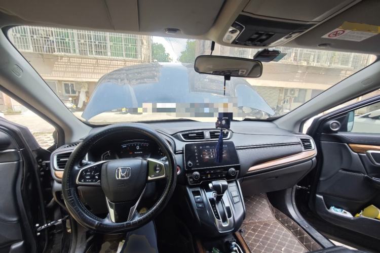 Used Honda CR-V 2019 240TURBO CVT 2WD Fashion Edition China V Center Console