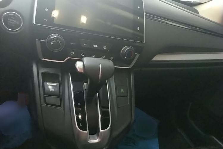 Used Honda CR-V 2019 240TURBO CVT 2WD Comfort Version China V Center Console