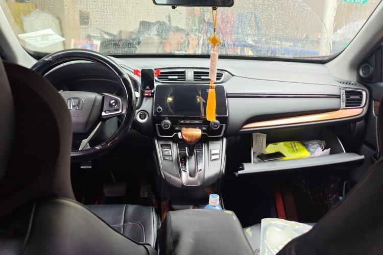 Used Honda CR-V 2019 Brilliant Edition Plus 240TURBO CVT Two-Wheel Drive Fashion Version China VI Emission Standard Center Console