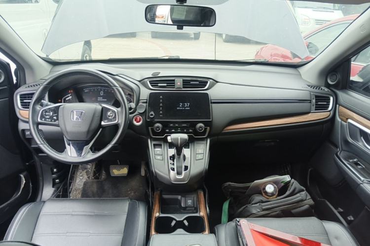 Used Honda CR-V 2019 240TURBO CVT 2WD Fashion Edition China V Center Console
