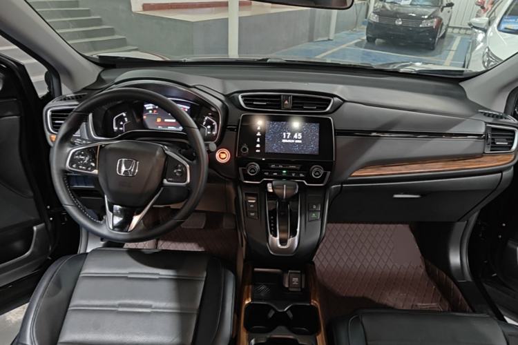 Used Honda CR-V 2019 240TURBO CVT 2WD Fashion Edition China V Center Console