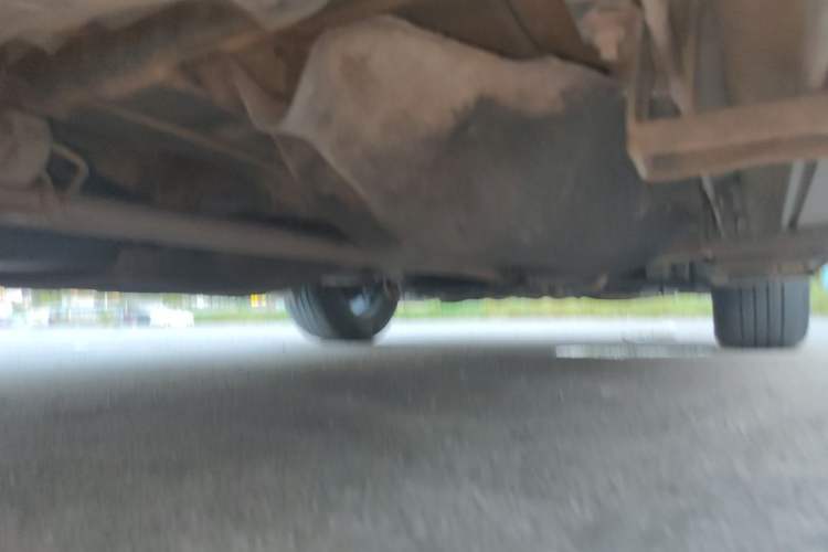 Used Honda CR-V 2019 240TURBO CVT 2WD Comfort Version China VI Emission Standard Chassis Front Right