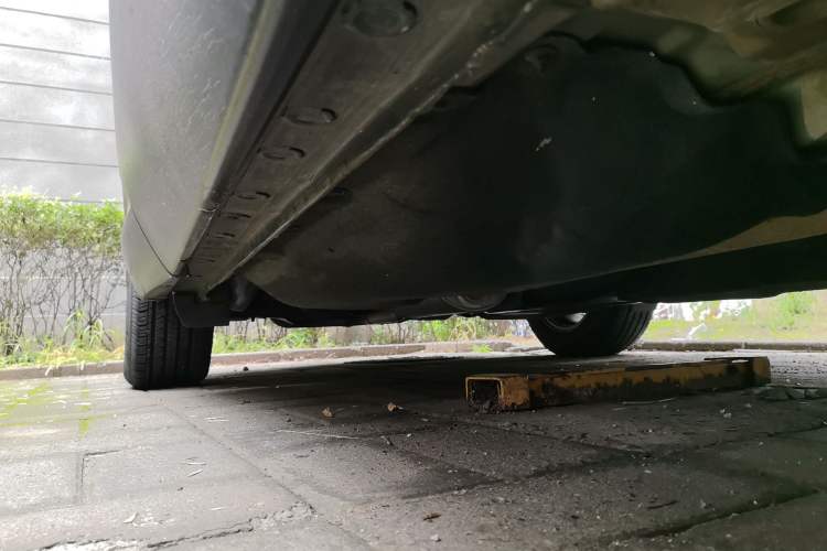 Used Honda CR-V 2019 240TURBO CVT 2WD Comfort Version China VI Emission Standard Chassis Front Right