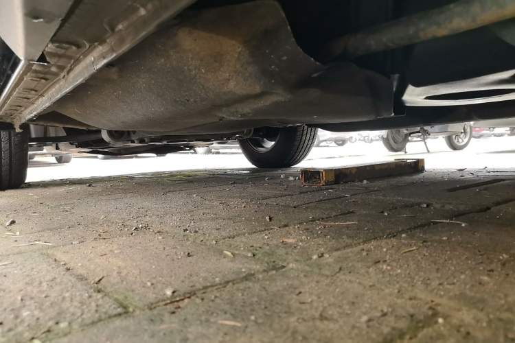 Used Honda CR-V 2019 240TURBO CVT 2WD Comfort Version China VI Emission Standard Chassis Rear Left