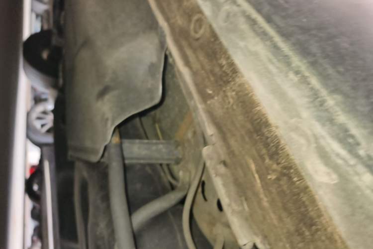 Used Honda CR-V 2019 240TURBO CVT 2WD Comfort Version China VI Emission Standard Chassis Rear Left