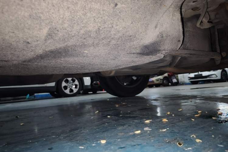 Used Honda CR-V 2019 240TURBO CVT 2WD Comfort Version China VI Emission Standard Chassis Rear Left