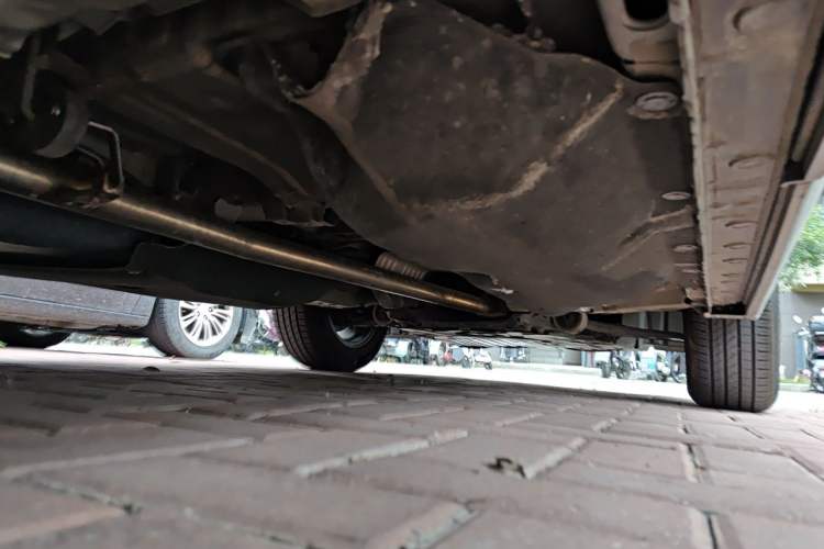 Used Honda CR-V 2019 240TURBO CVT 2WD Comfort Version China VI Emission Standard Chassis Rear Right