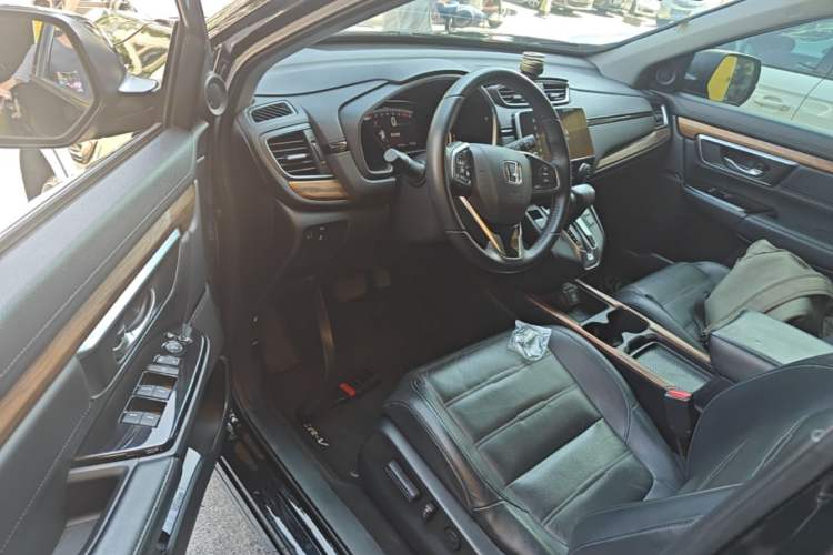 Used Honda CR-V 2019 240TURBO CVT 2WD Fashion Edition China VI Driver Seat