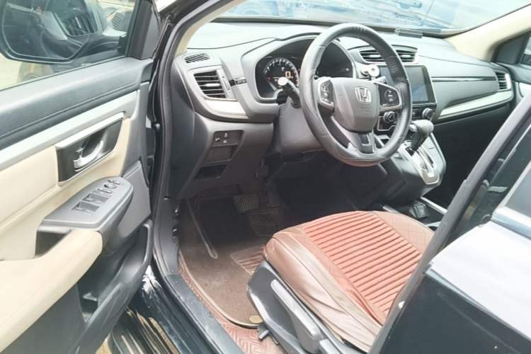Used Honda CR-V 2019 Brilliant Edition 240TURBO CVT 2WD Comfort Version China VI Emission Standard Driver Seat