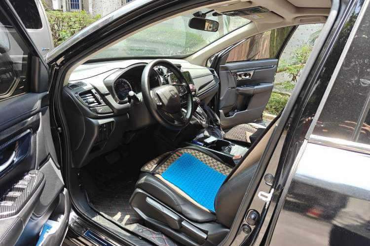 Used Honda CR-V 2019 Brilliant Edition 240TURBO CVT 2WD Comfort Version China VI Emission Standard Driver Seat