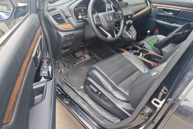 Used Honda CR-V 2019 240TURBO CVT 2WD Fashion Edition China V Driver Seat