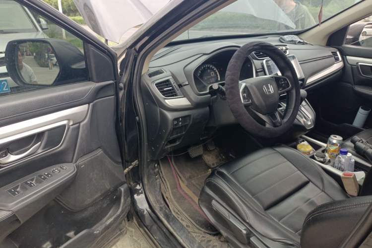 Used Honda CR-V 2019 Brilliant Edition 240TURBO CVT 2WD Comfort Version China VI Emission Standard Driver Seat