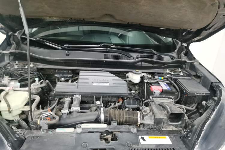 Used Honda CR-V 2019 240TURBO CVT 2WD Fashion Edition China V Engine Bay