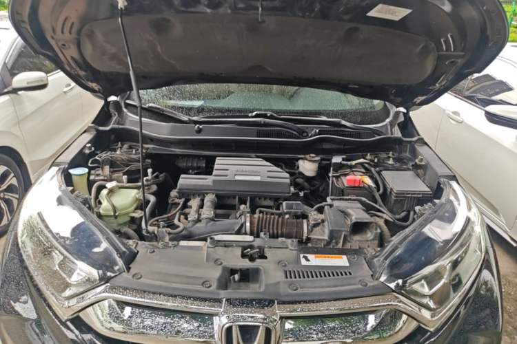 Used Honda CR-V 2019 240TURBO CVT 2WD Comfort Version China VI Emission Standard Engine Bay