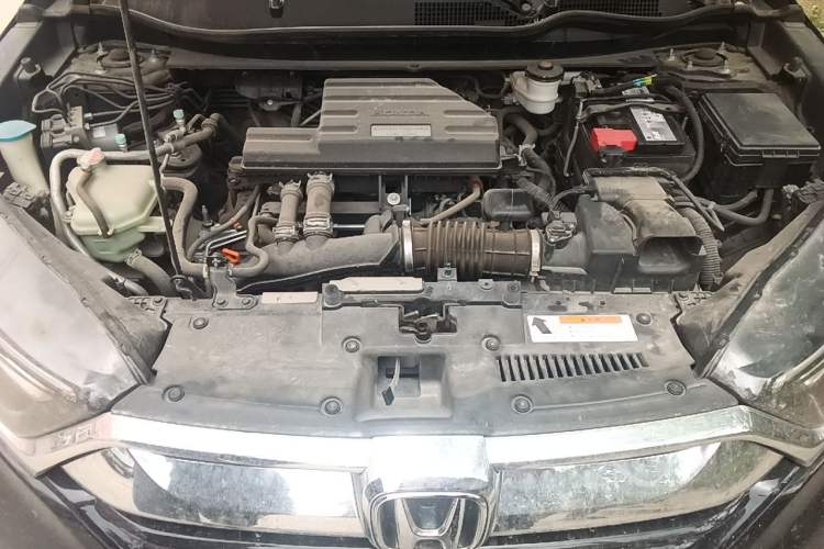 Used Honda CR-V 2019 240TURBO CVT 2WD Fashion Edition China V Engine Bay