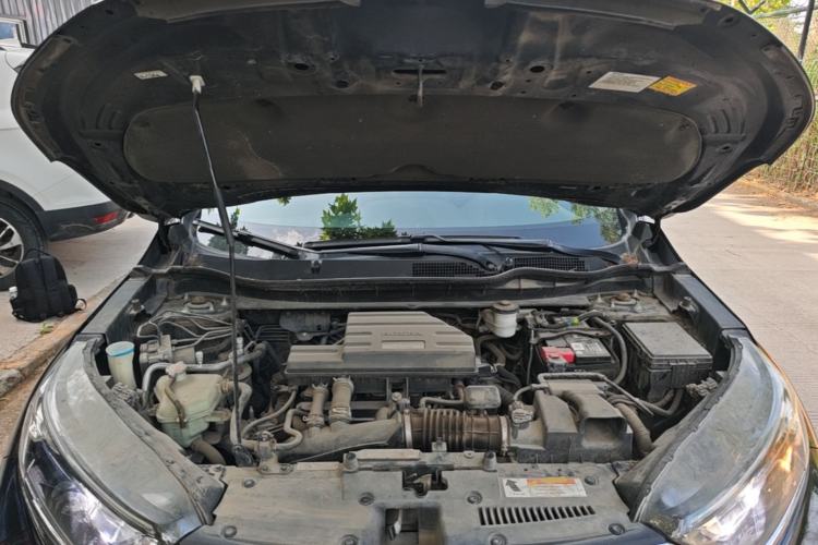 Used Honda CR-V 2019 240TURBO CVT 2WD Fashion Edition China VI Engine Bay